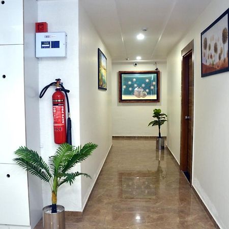 Hotel Newyork Inn Ānand Εξωτερικό φωτογραφία