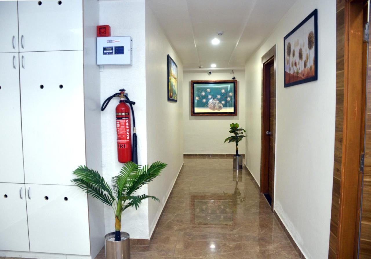 Hotel Newyork Inn Ānand Εξωτερικό φωτογραφία